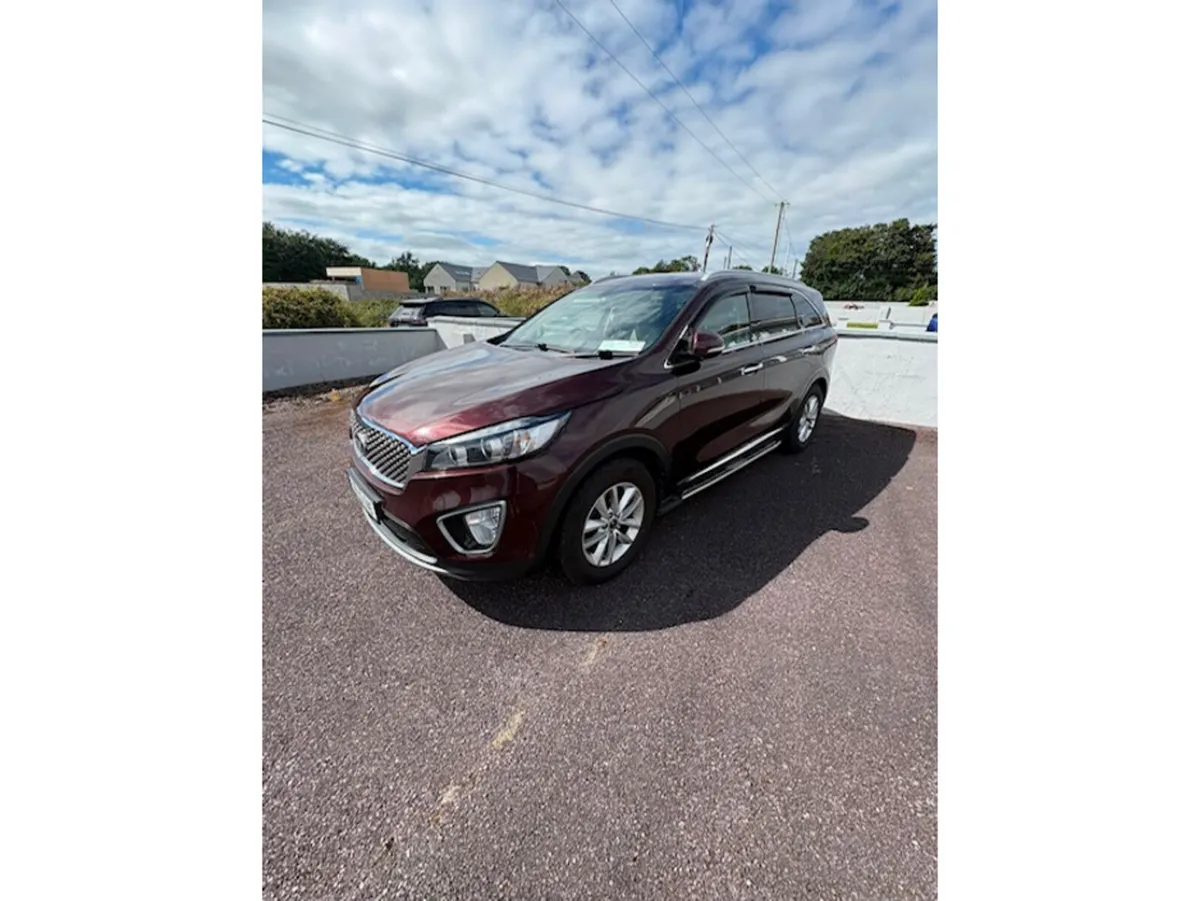 Kia Sorento PLATINUM 4X2 5DR - Image 5