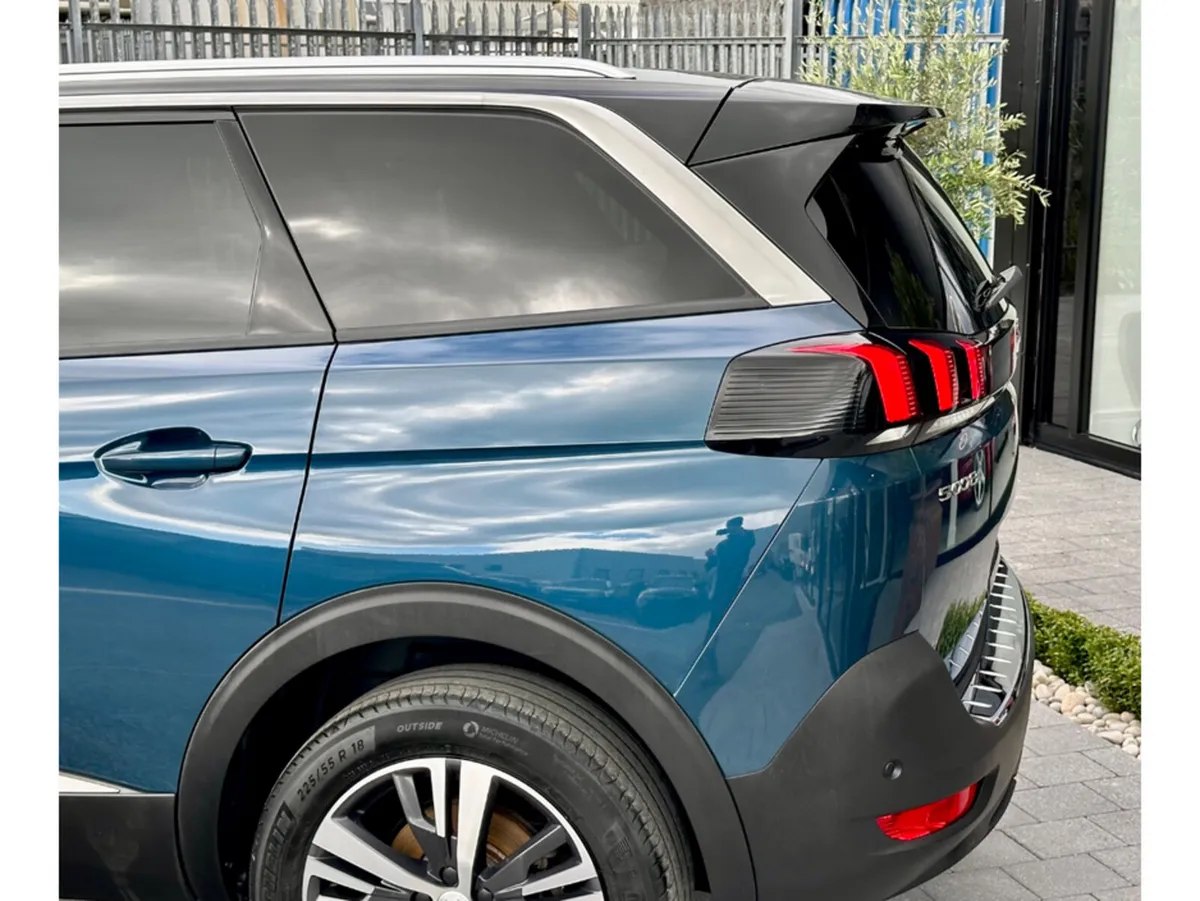 Peugeot 5008 FL ALLURE 1.5 BLUE HDI 13 - Image 5