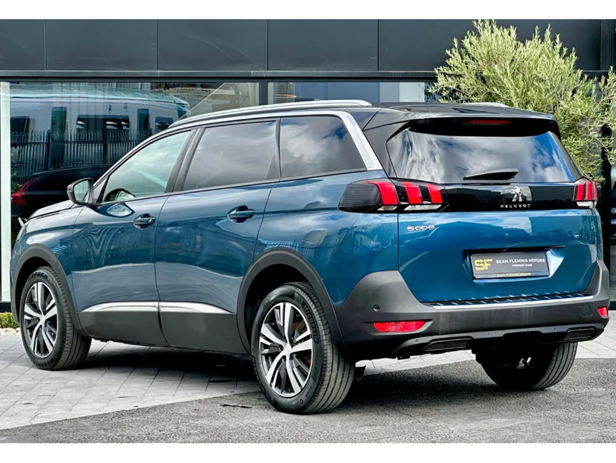 Peugeot 5008 FL ALLURE 1.5 BLUE HDI 13 - Image 4