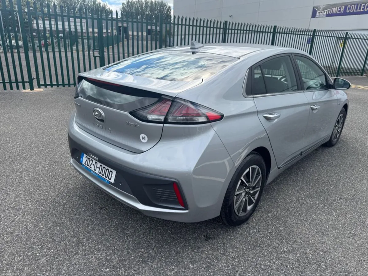 Hyundai IONIQ FULL EV, PREMIUM MODEL, LOW MILEAGE, - Image 6