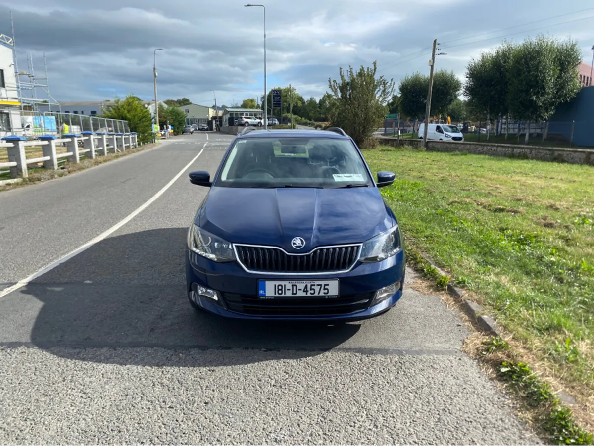 Skoda Fabia Combi AMBITION 1.2 TSI 90HP 4 4DR - Image 3