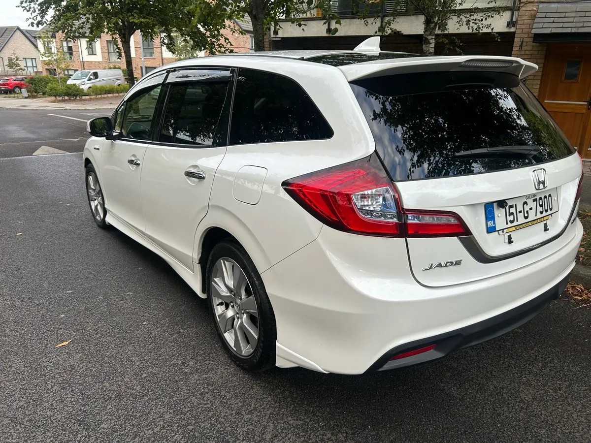 15 Honda Jade 1.5 Hybrid (6 Seats)New Nct 10/2027 - Image 3