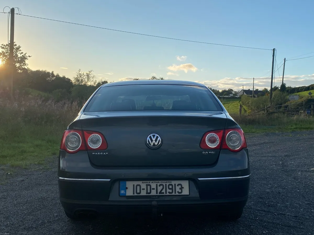 2010 Volkswagen passat - Image 5