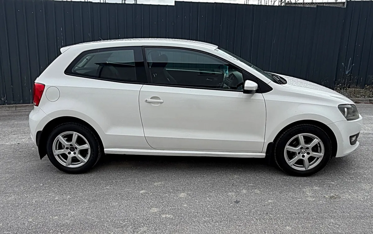 Volkswagen Polo 1.2 Petrol - Image 2