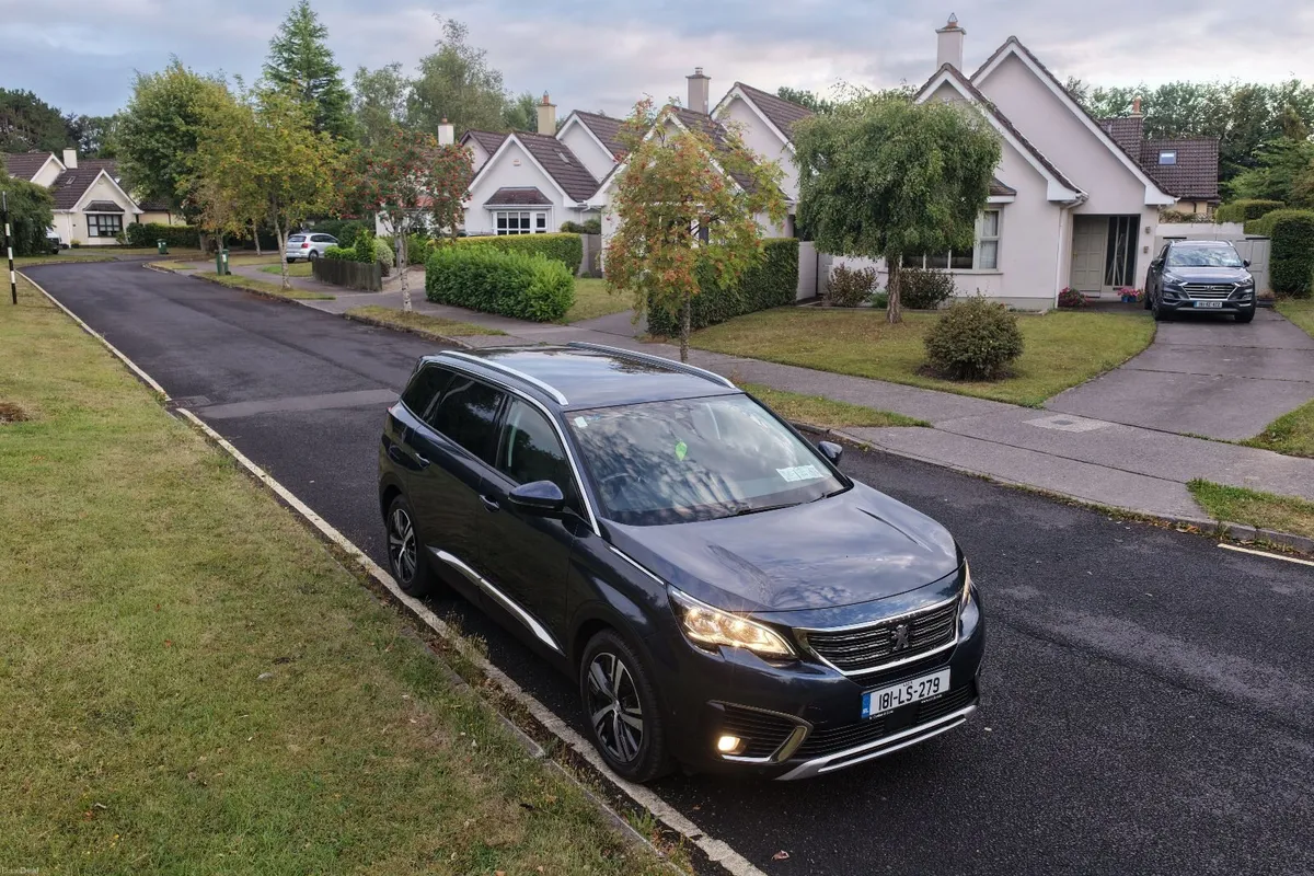 Peugeot 5008 Allure 2018 - Image 3