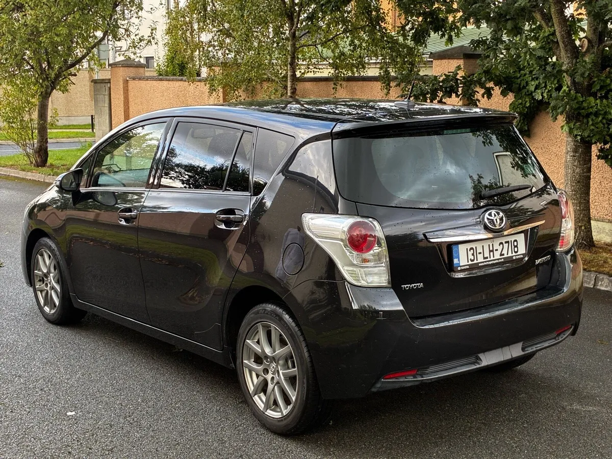 2013 Toyota verso 2L deisel nct and tax - Image 4