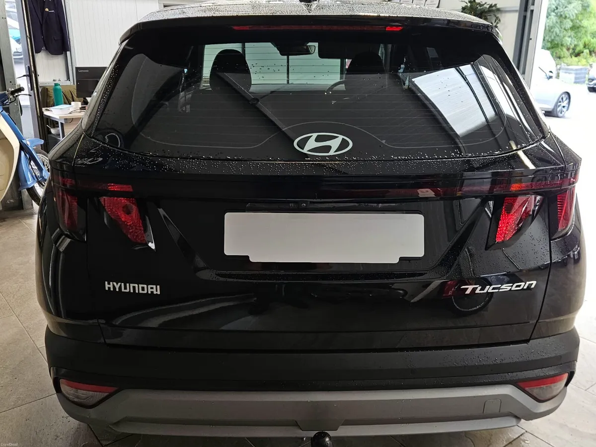 242 HYUNDAI TUCSON COMFORT PLUS - Image 5