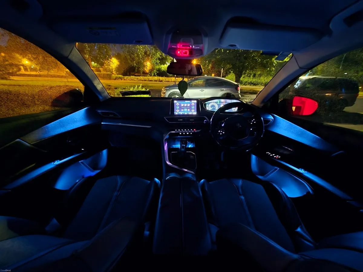 Peugeot 5008 Allure 2018 - Image 2
