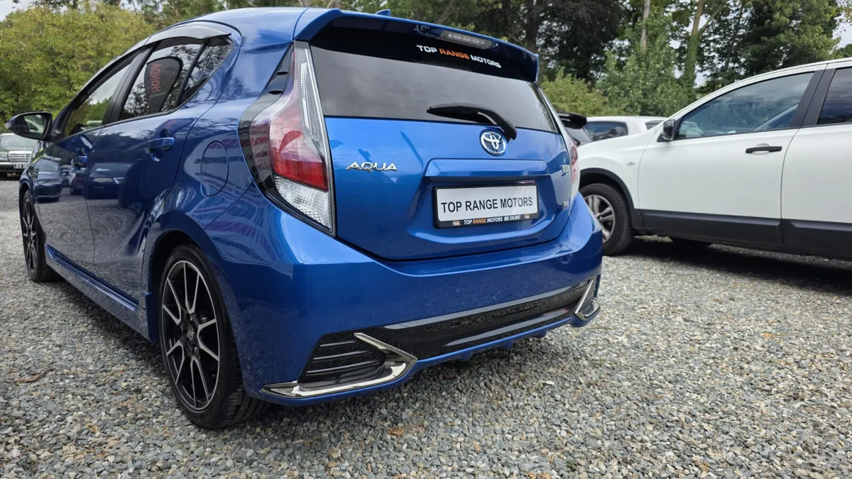 Toyota Aqua 2015 GS package - Image 6