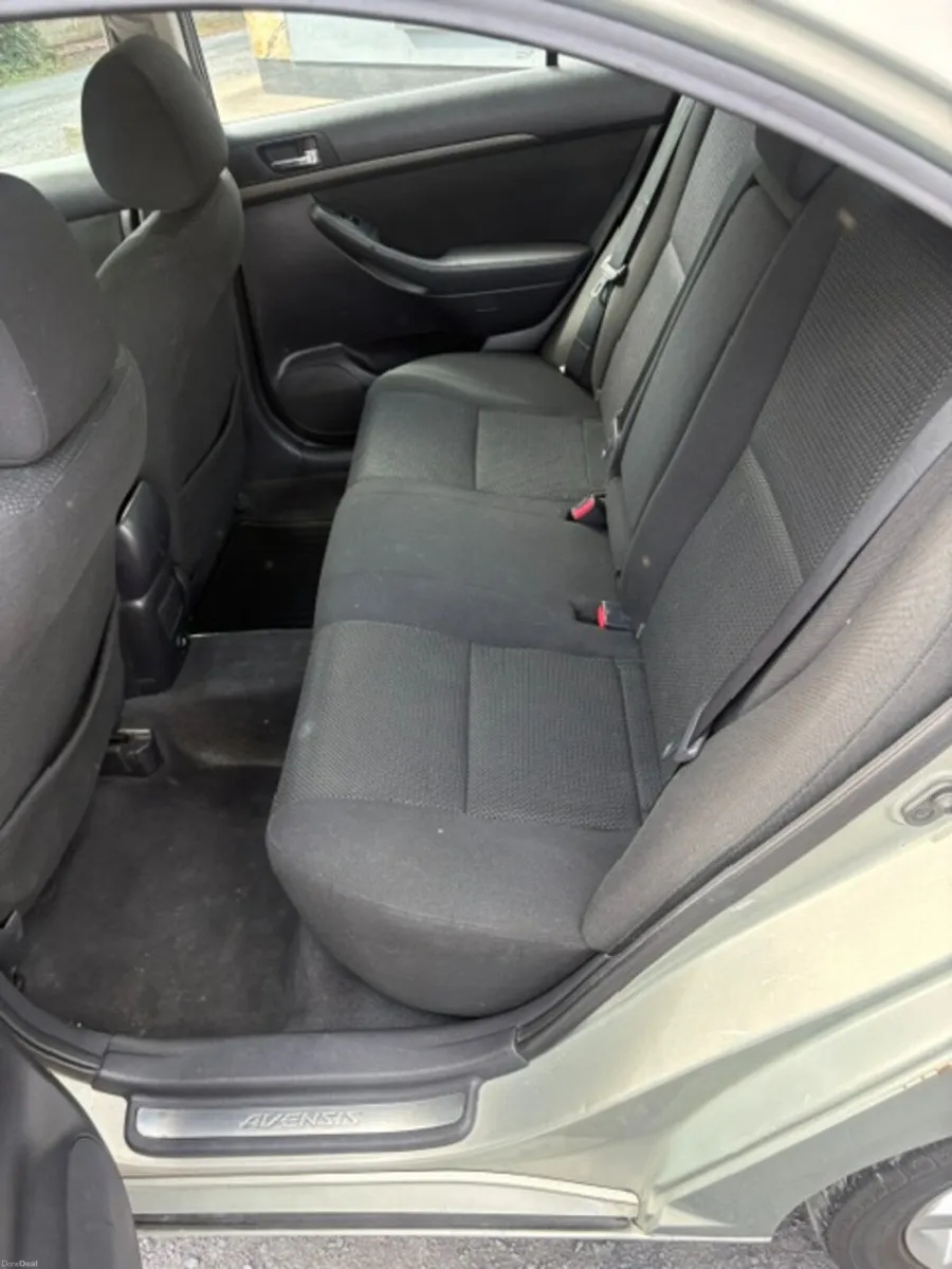Toyota Avensis 2005 - Image 4