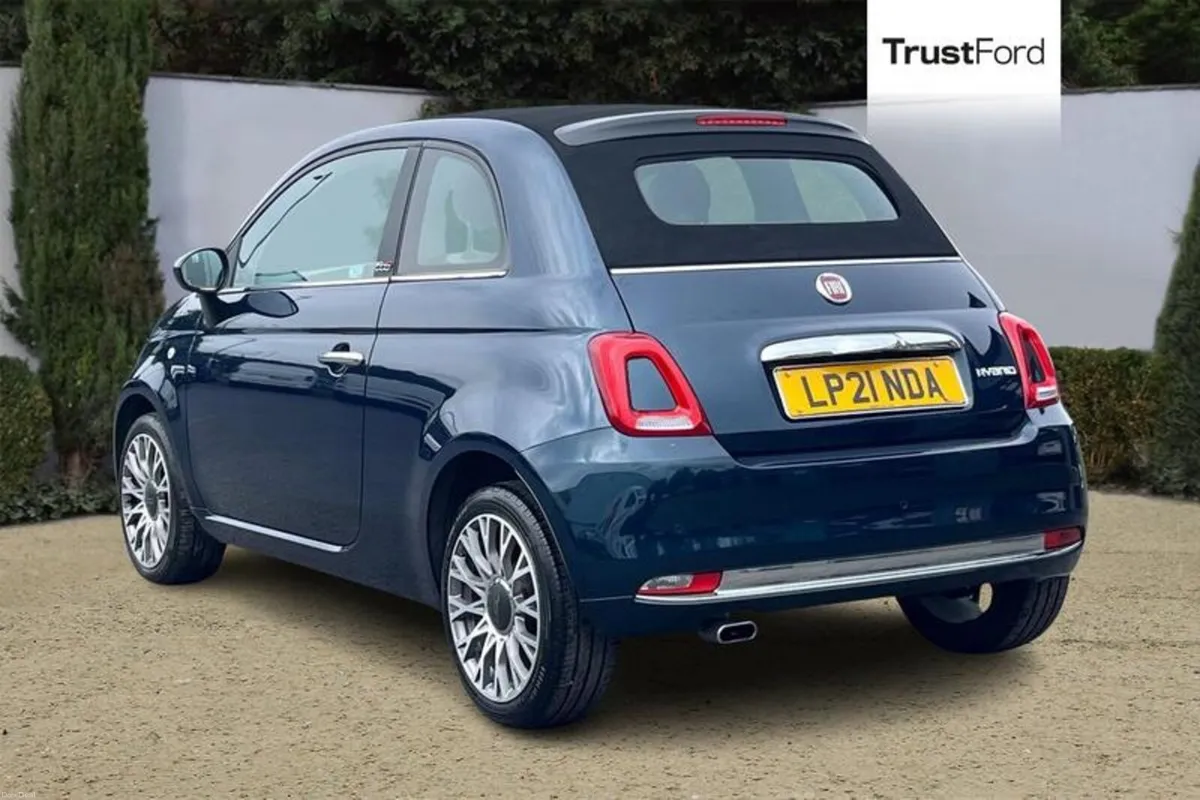 Fiat 500 1.0 Mild Hybrid Dolcevita [Part Leather] - Image 2