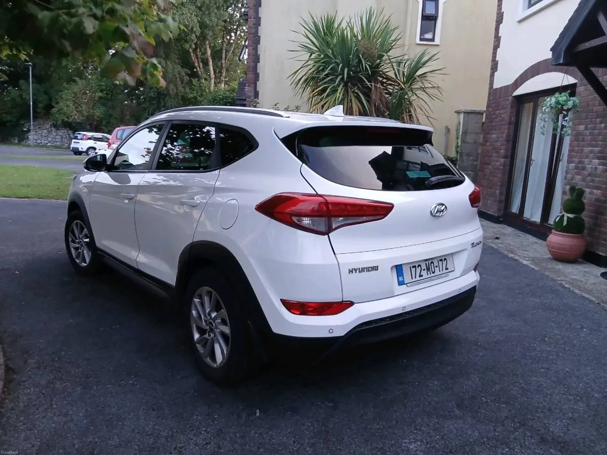 Hyundi Tucson 1.7 Executive - Image 2