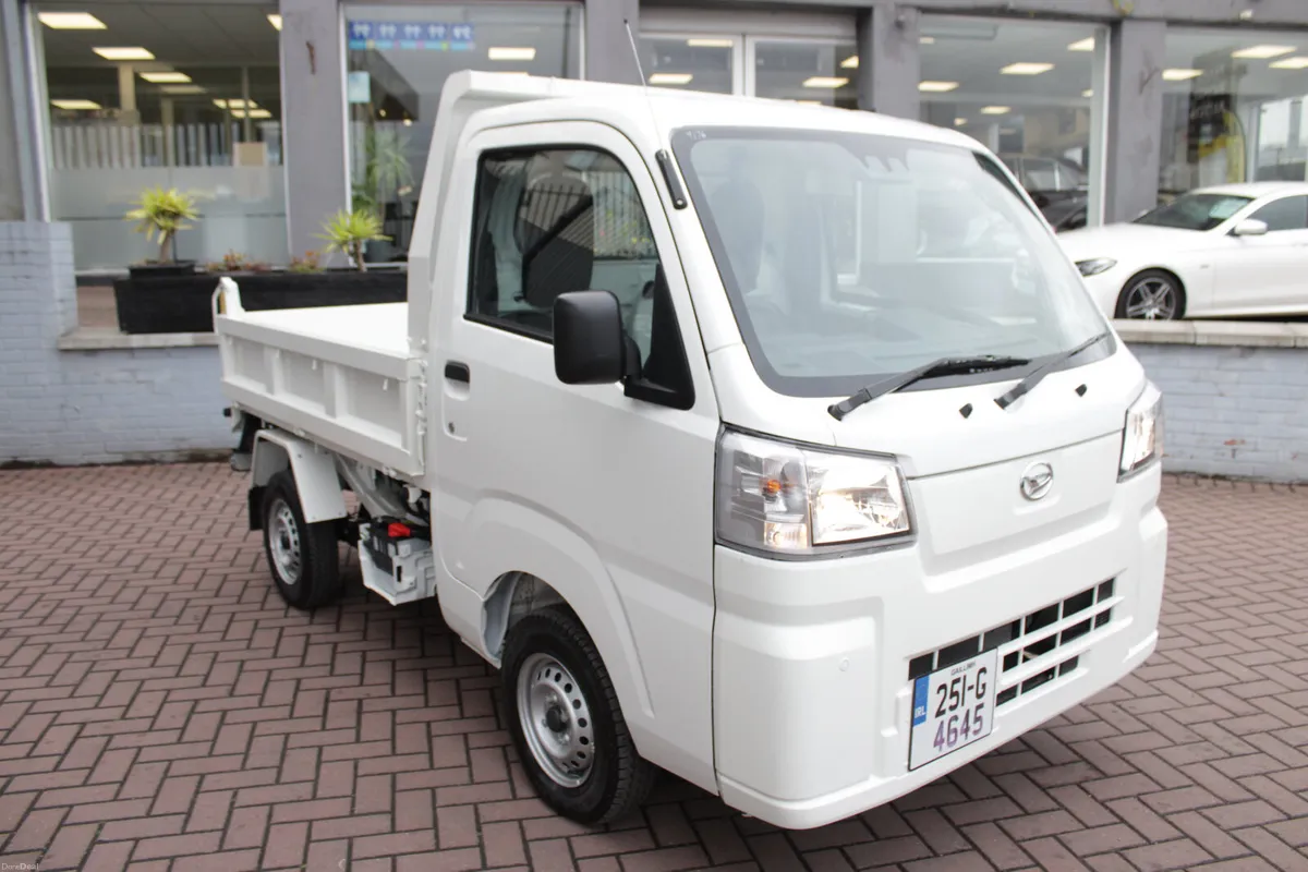 AWD FOUR WHEEL DRIVE TIPPER - Image 2