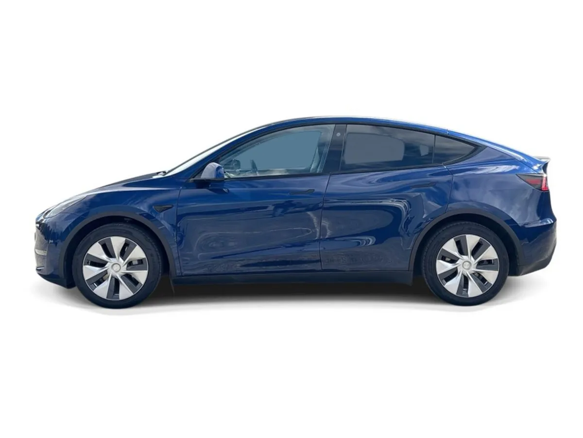 Tesla Model Y LONG RANGE AWD - Image 6