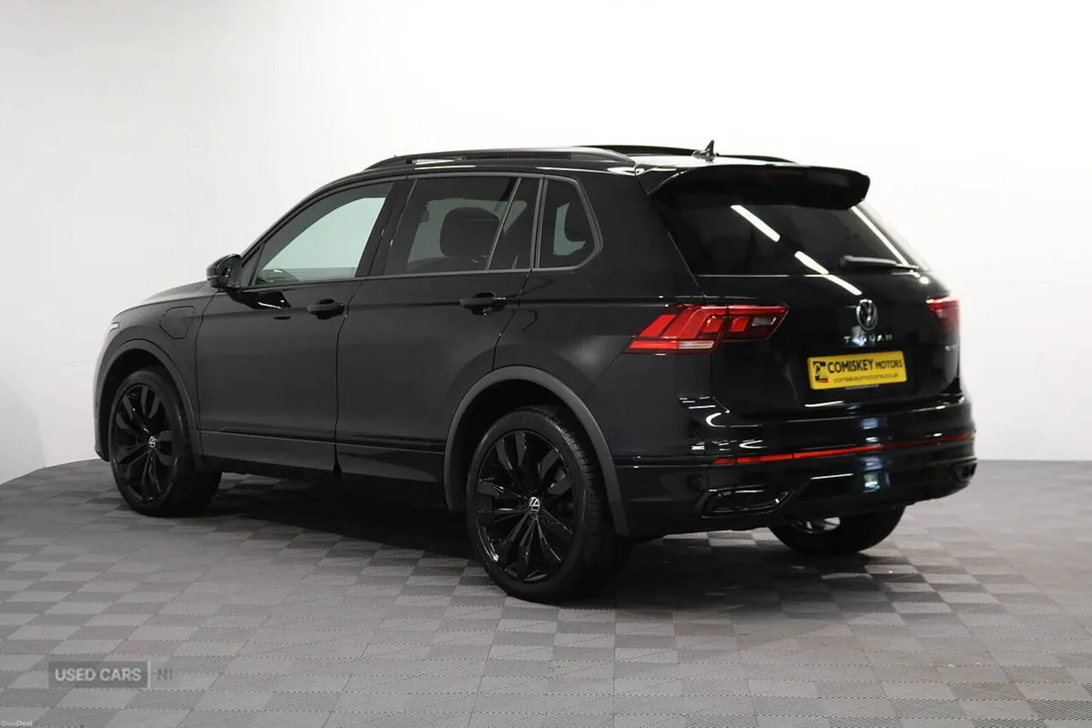 Volkswagen Tiguan TSI Black Edition - Image 4