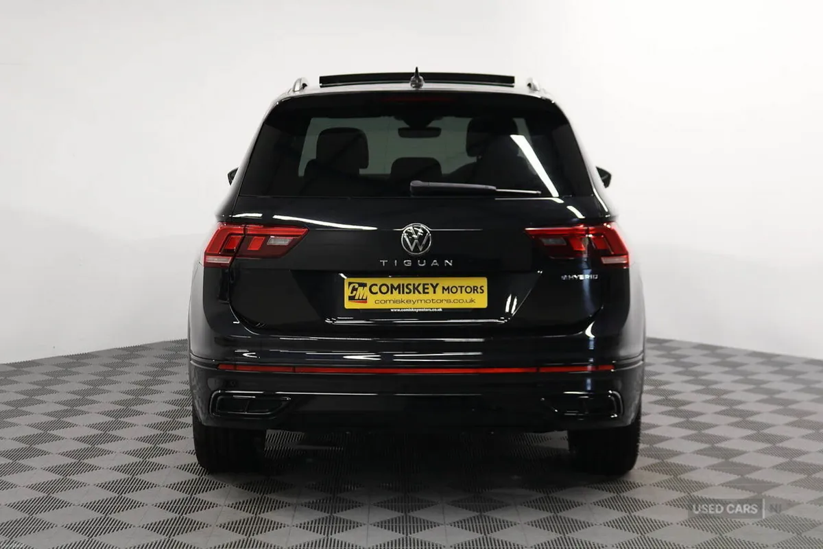 Volkswagen Tiguan TSI Black Edition - Image 5