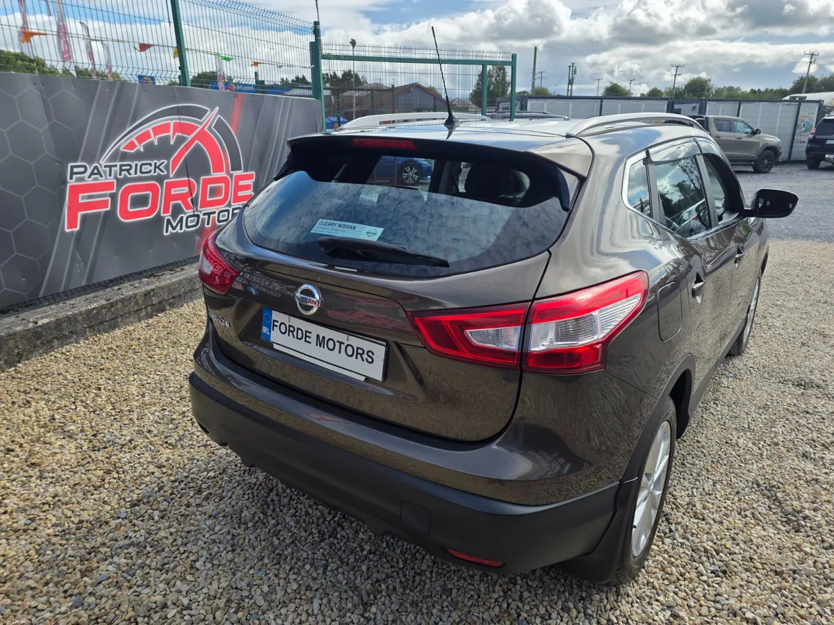 Nissan Qashqai  Automatic 2017 - Image 4