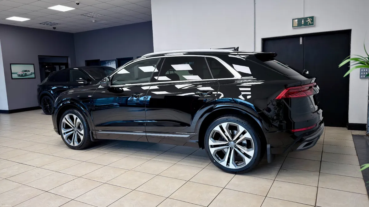 Audi Q8 S-line TDI Quattro - Image 4