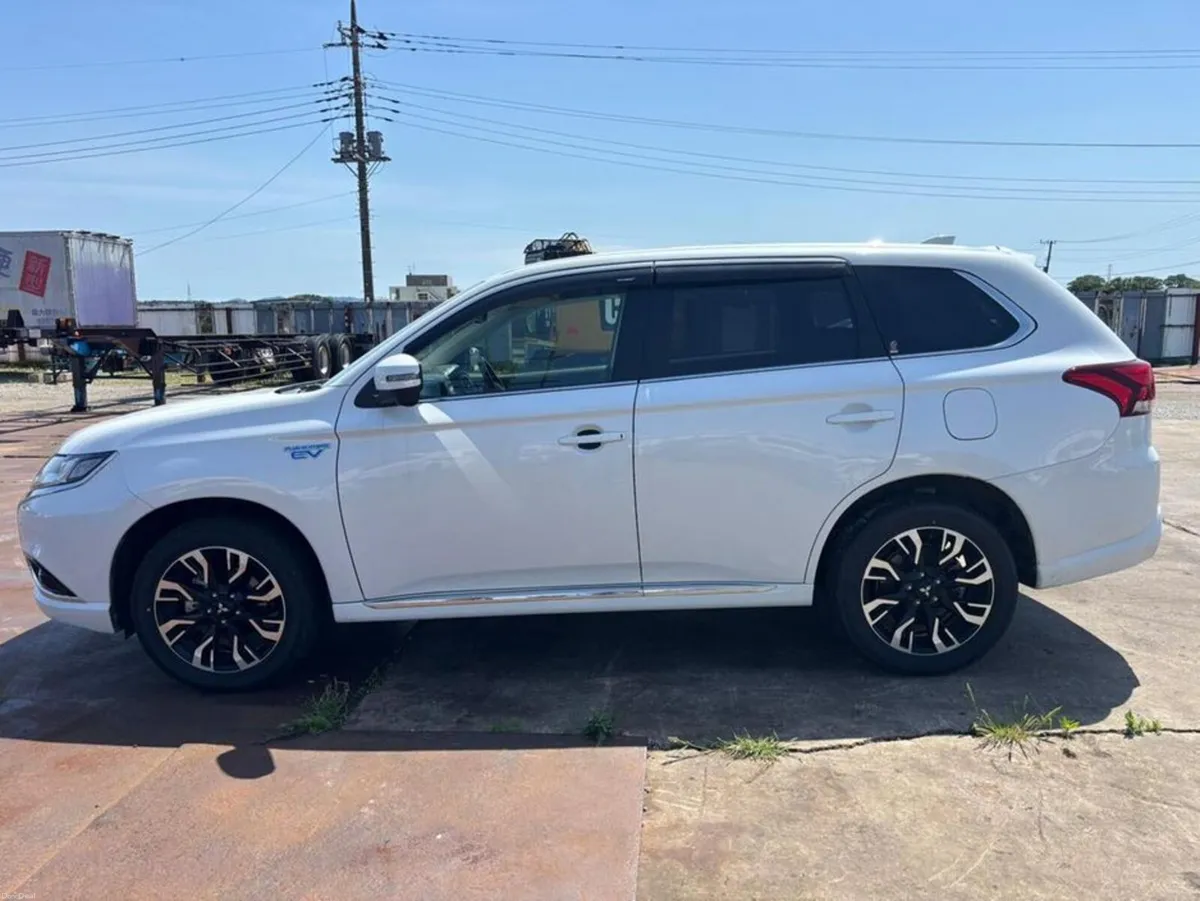 Mitsubishi Outlander G Limited Edition - Image 4