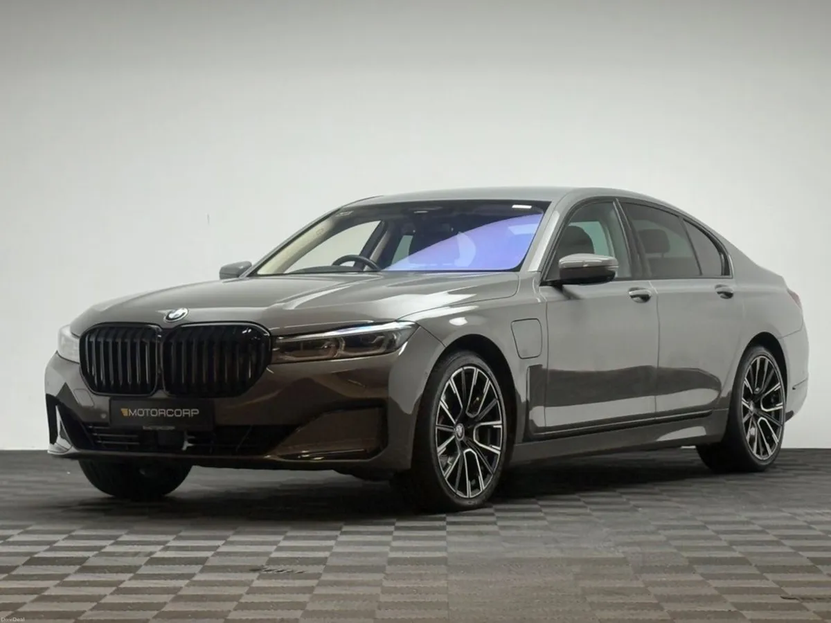 BMW 7-Series 745E LCI SE *HUGE SPEC* - Image 3