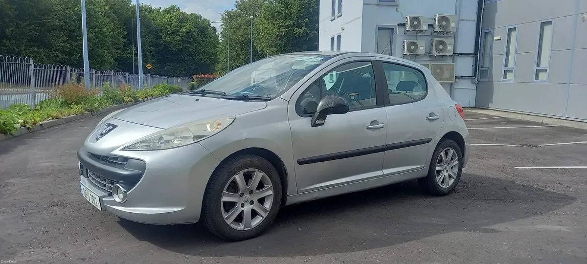 2009 Peugeot 207 automatic - Image 6