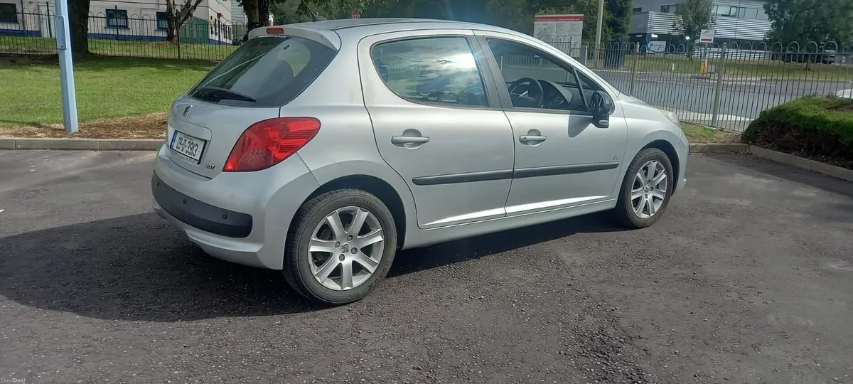 2009 Peugeot 207 automatic - Image 3