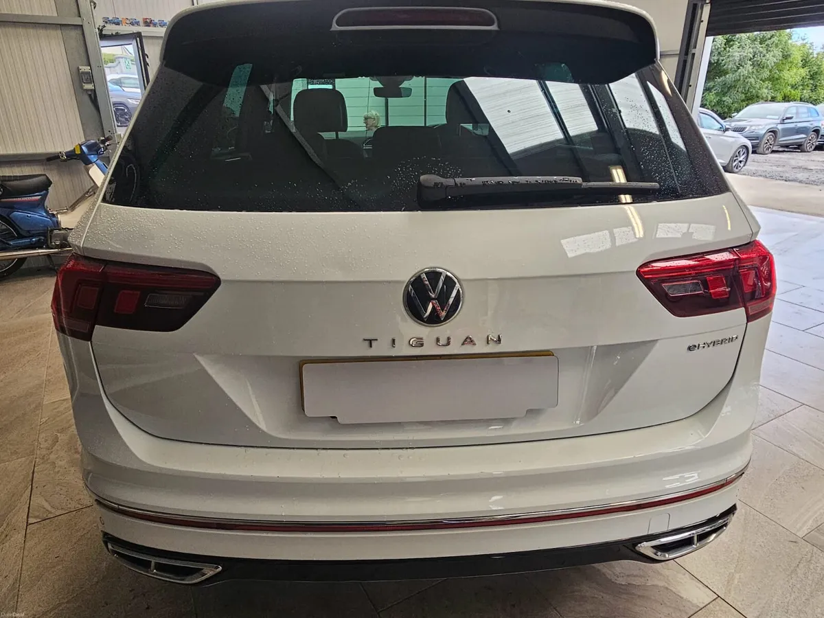 232 VOLKSWAGEN TIGUAN R-LINE PLUG IN HYBRID - Image 5