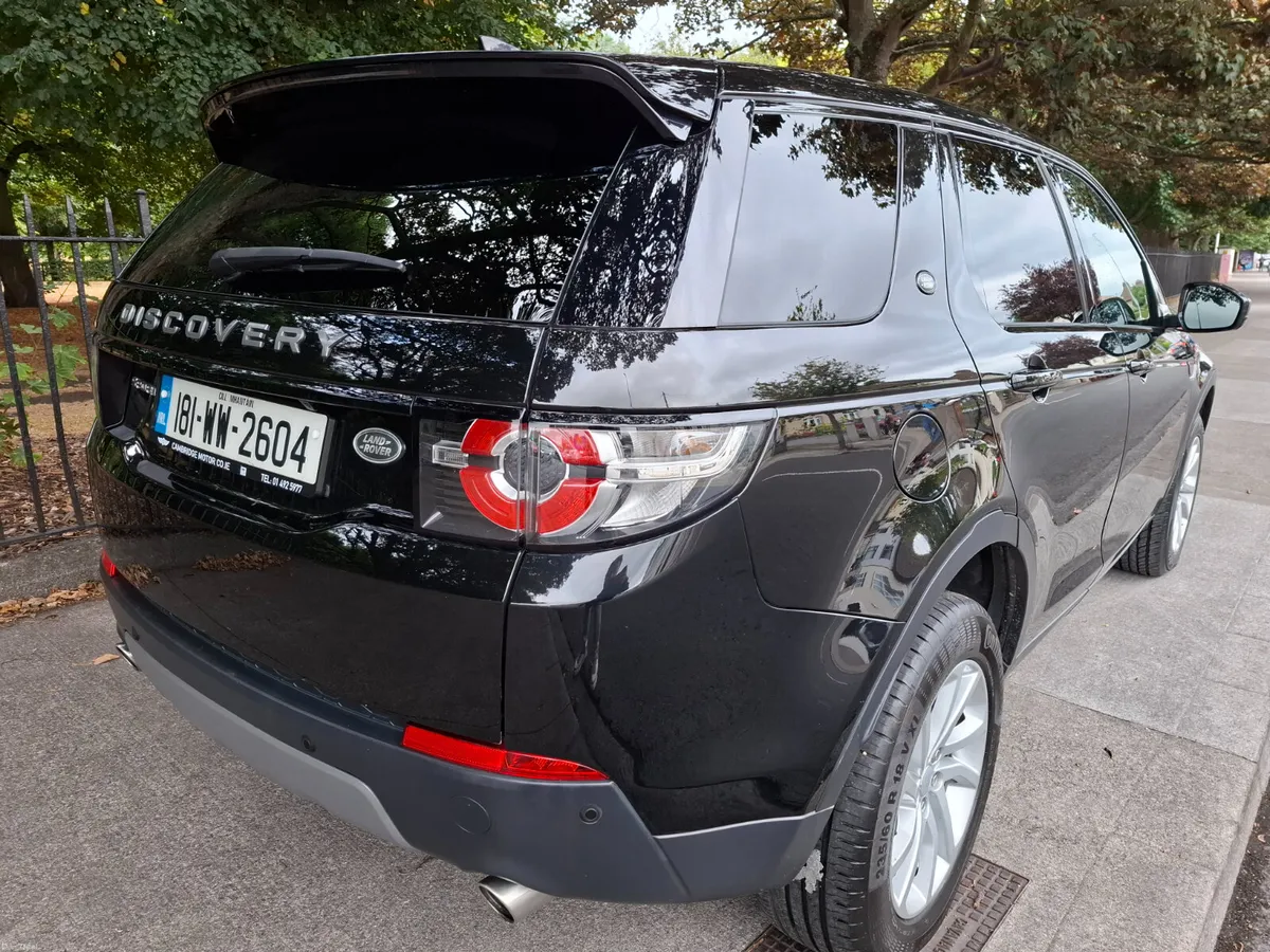 Land Rover Discovery Sport 2018 - Image 4