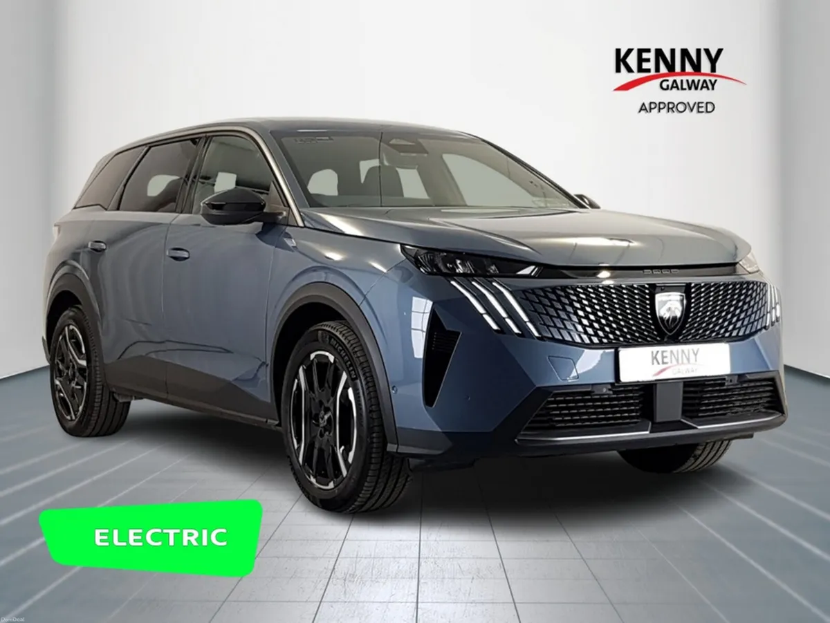 Peugeot 5008 eALLURE 73KWH 210BHP 4DR - Image 1