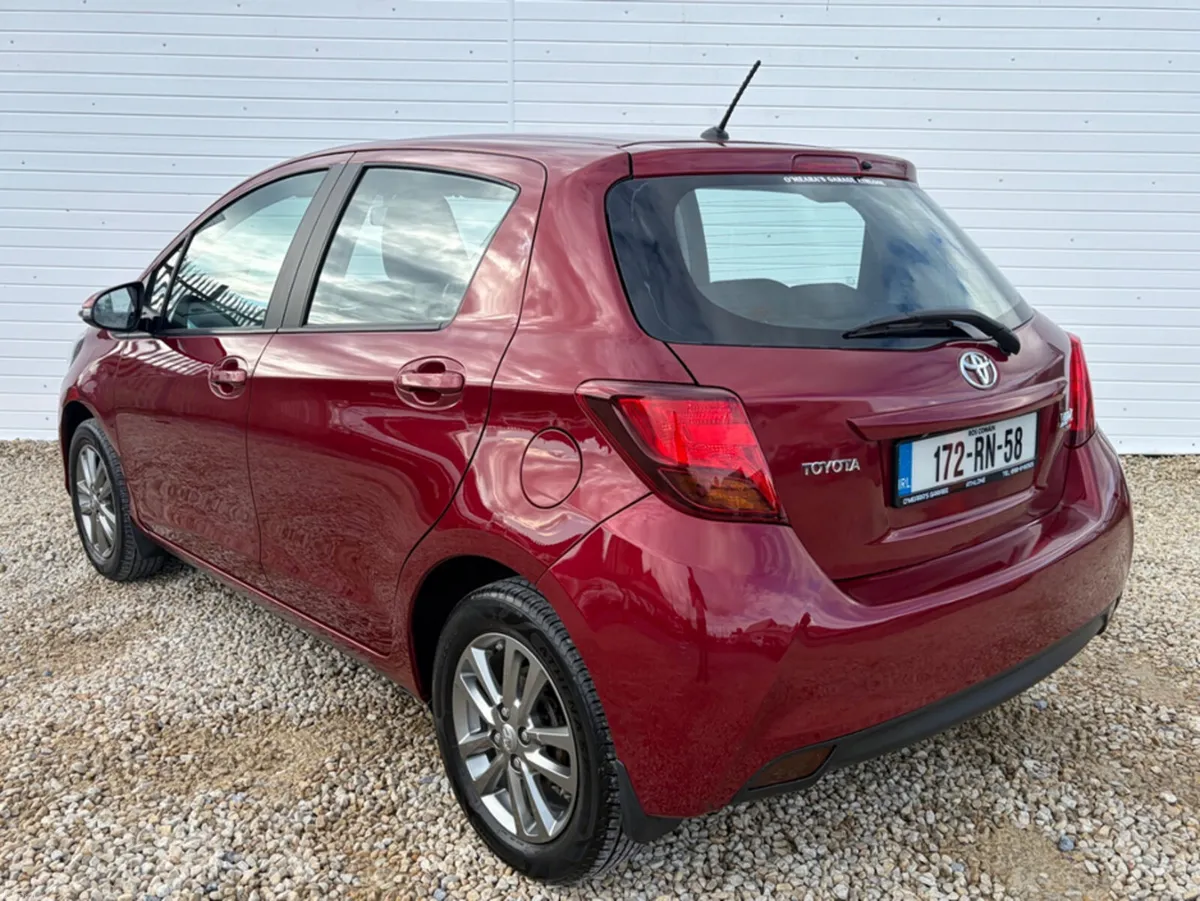Toyota Yaris 1.0 LUNA 4DR - Image 2