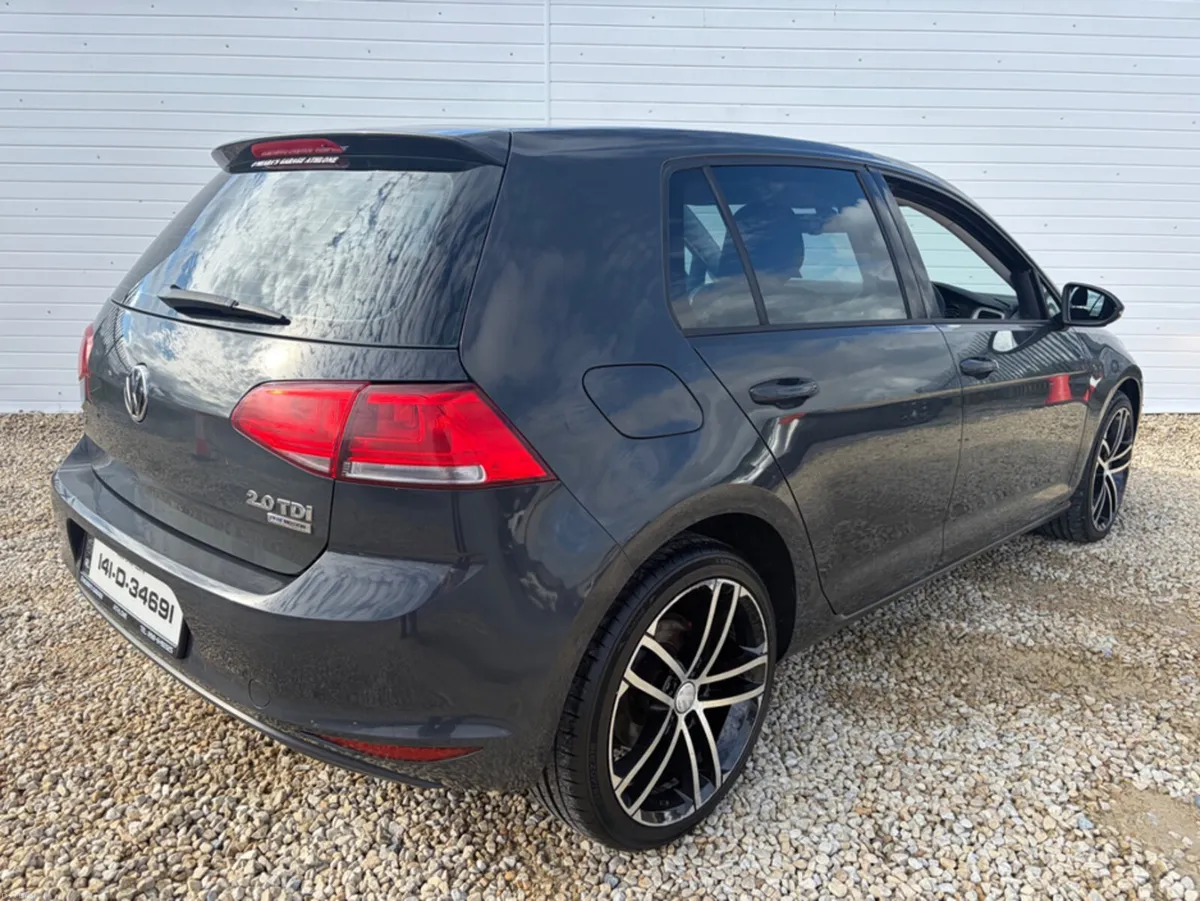 Volkswagen Golf 2.0 TDI SE BLUEMOTION 150PS 5DR - Image 3