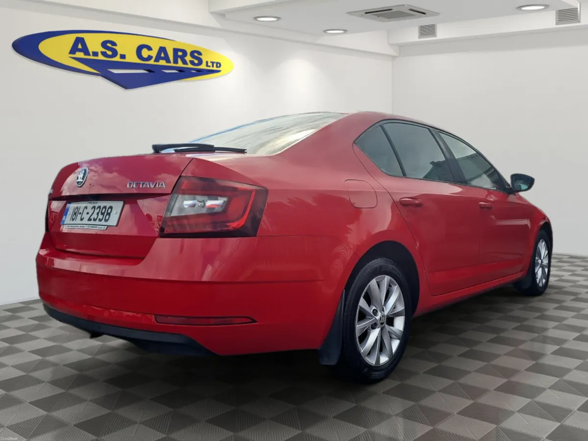 Skoda Octavia AMBITION 1.6 TDI ** IRISH CAR ** STU - Image 5