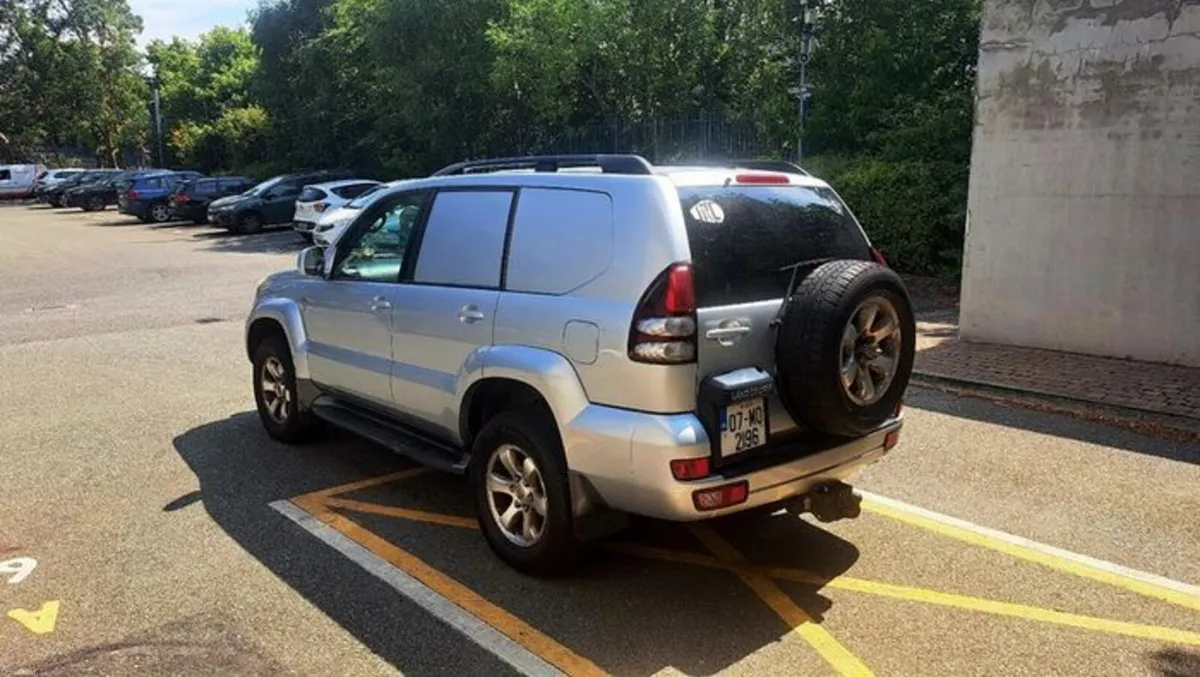 Toyota Land Cruiser 2007 - Image 5