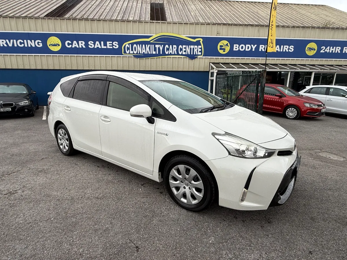5 Seat Toyota Prius Alpha SelfCharging Hybrid - Image 4
