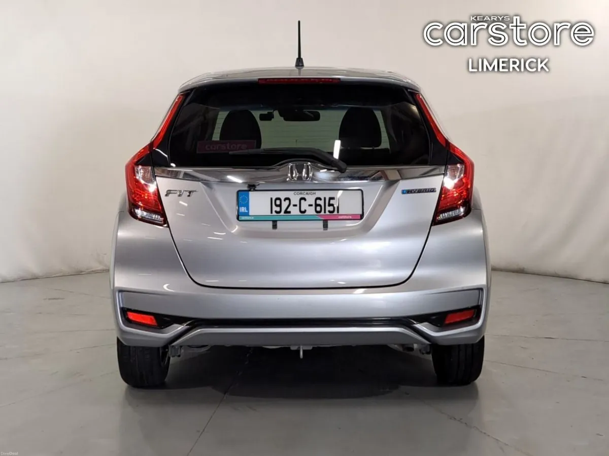 Honda Fit FIT DAA-GP5 - Image 4