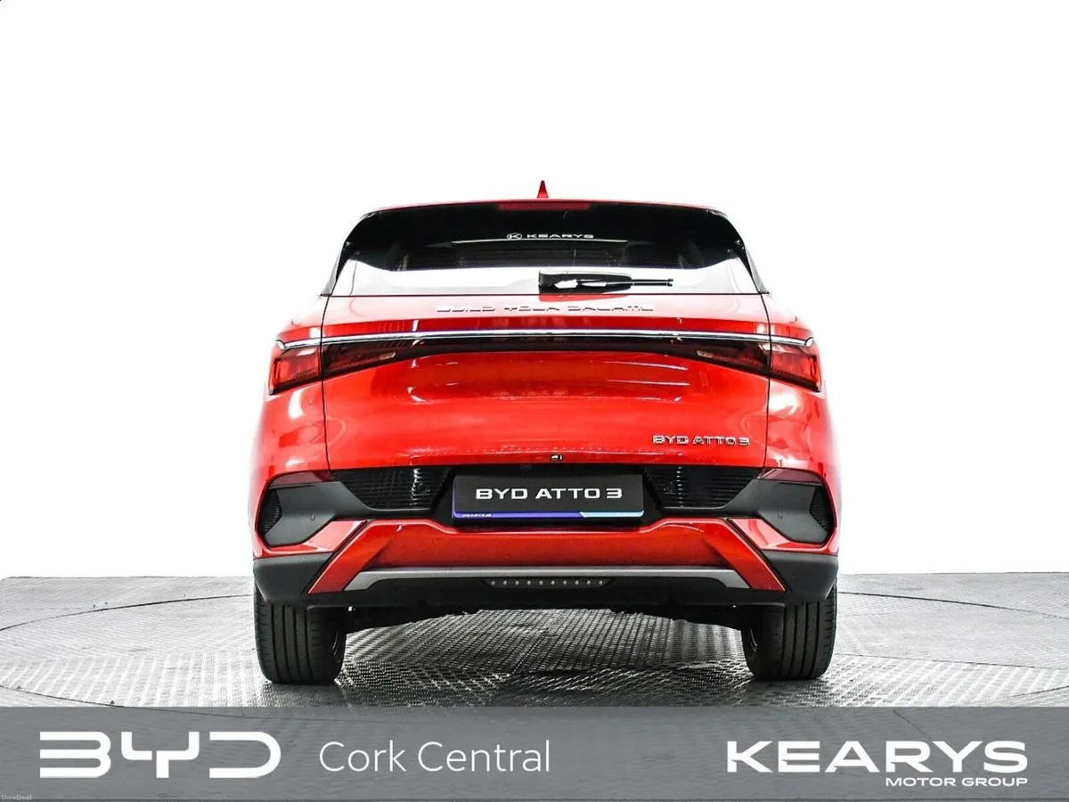 BYD ATTO 3 Design 204 Electric 60kWh Auto 11kW OBC - Image 2