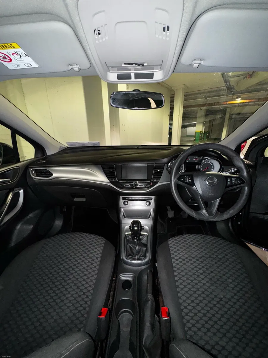 Opel Astra 1.0 Turbo 2018 - Image 5