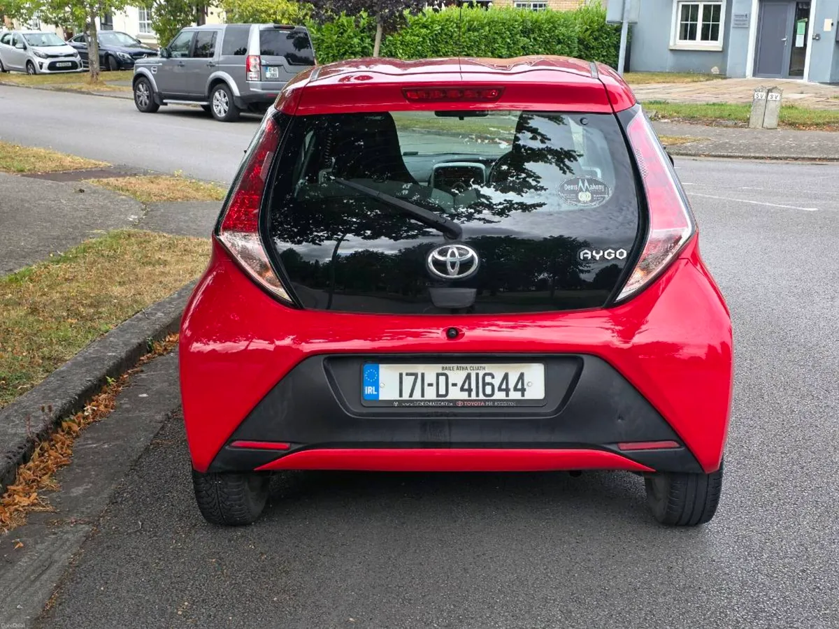 171 Toyota Aygo 1.0 X-Play New NCT 05/2028 - Image 4