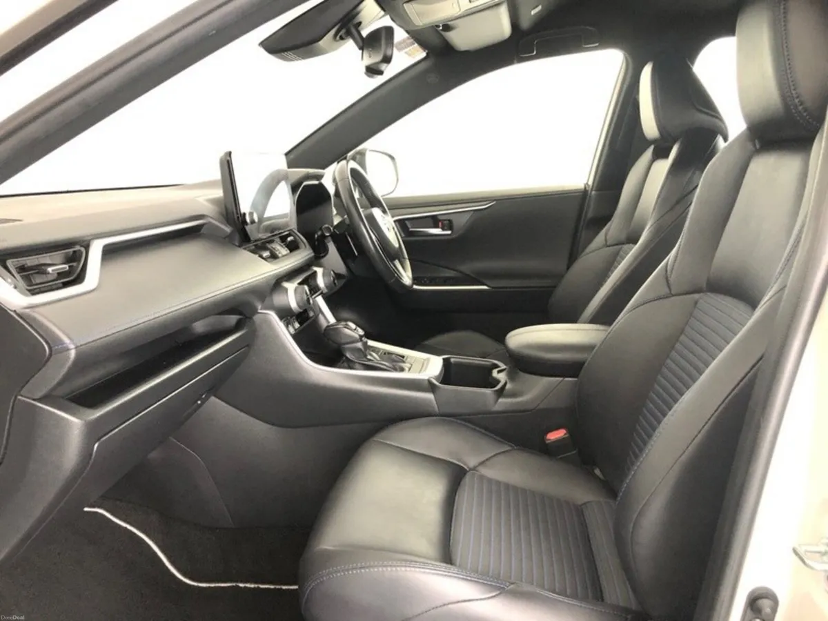 Toyota RAV4 RAV4 HYBRID SPORT - Image 6