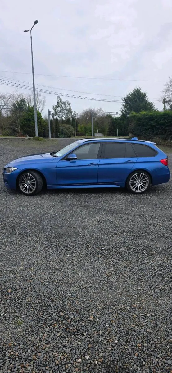 Bmw 3sieres  320D M/SPORT - Image 4