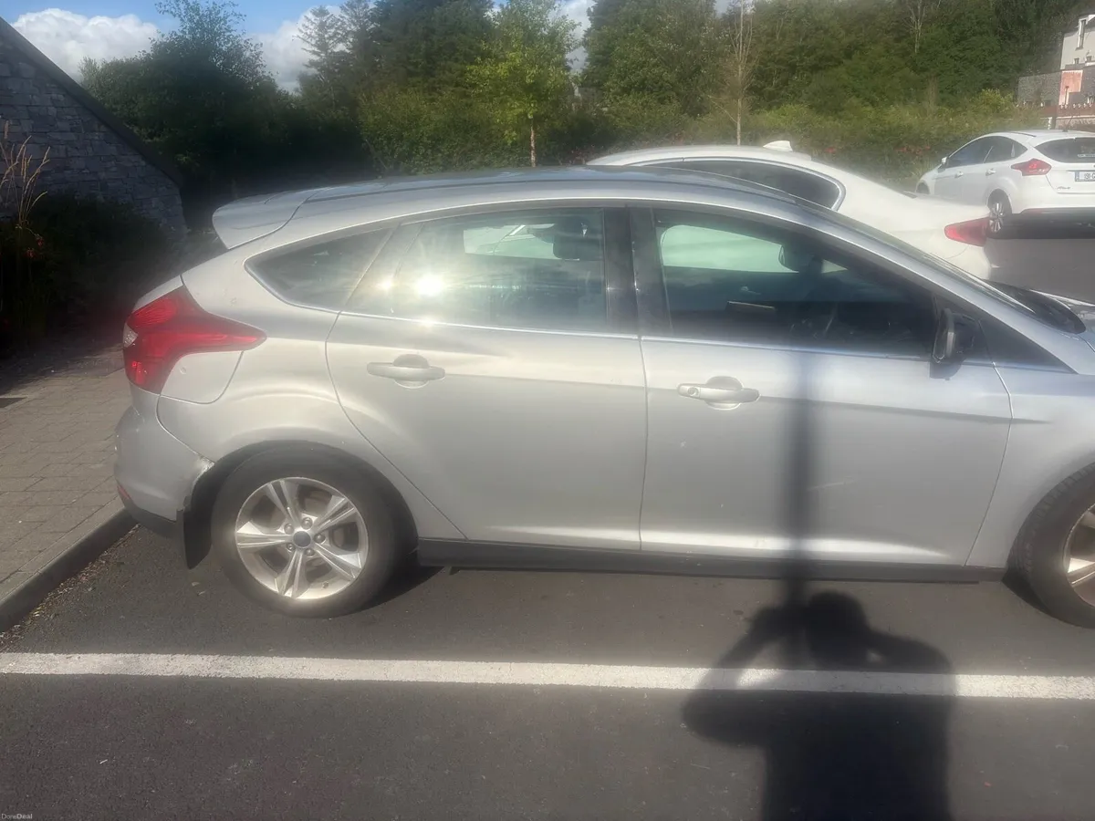 Car - Image 5