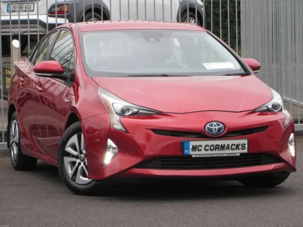 Toyota Prius 1.8 Hybrid Business Edition - Image 3