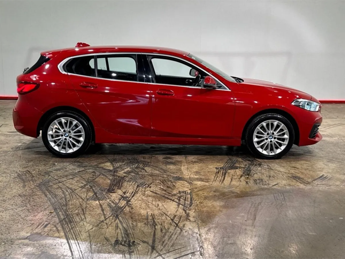 BMW 1-Series 1.5 AUTOMATIC - ELECTRIC TAILGATE - M - Image 2
