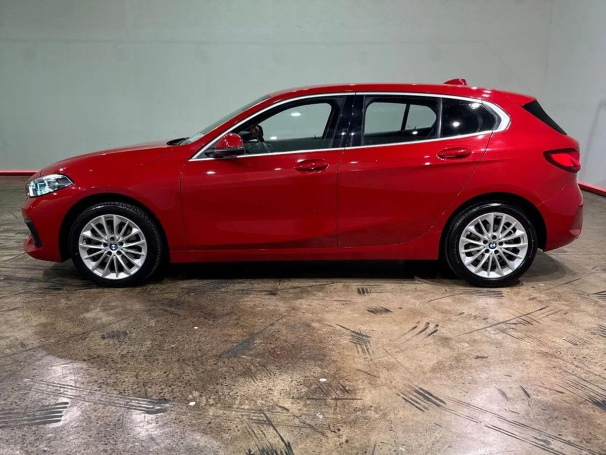 BMW 1-Series 1.5 AUTOMATIC - ELECTRIC TAILGATE - M - Image 6