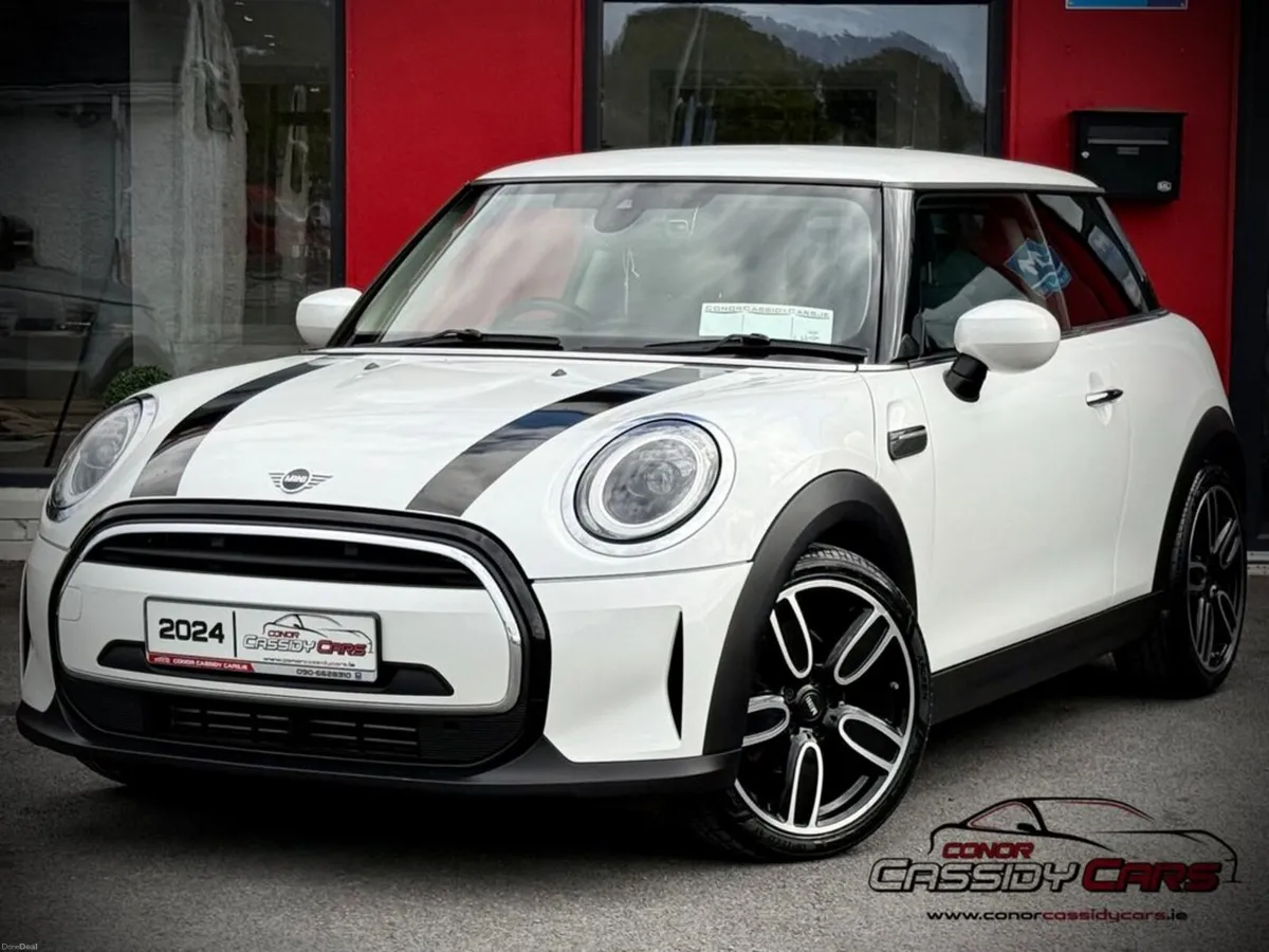 Mini Cooper Classic 1.5 // High Spec // Finance Av - Image 1