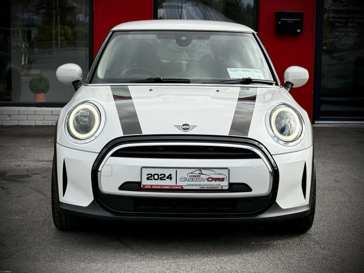 Mini Cooper Classic 1.5 // High Spec // Finance Av - Image 2