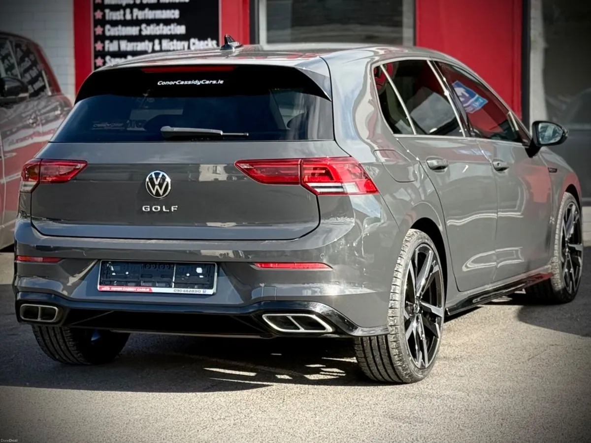 Volkswagen Golf R-LINE TSI // SAME DAY FINANCE AVA - Image 6