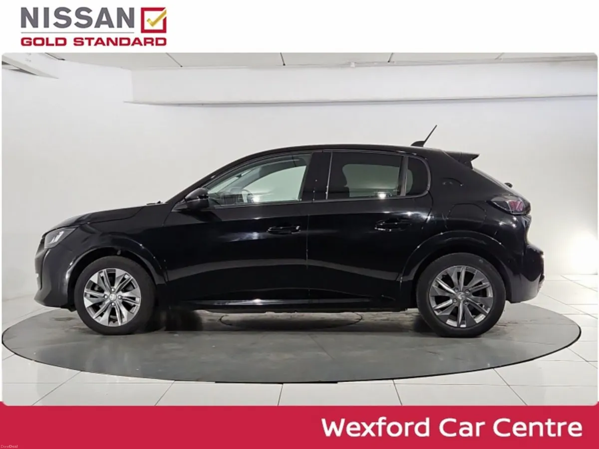 Peugeot 208 Electric 136bhp Premium Allure 50kw - Image 5