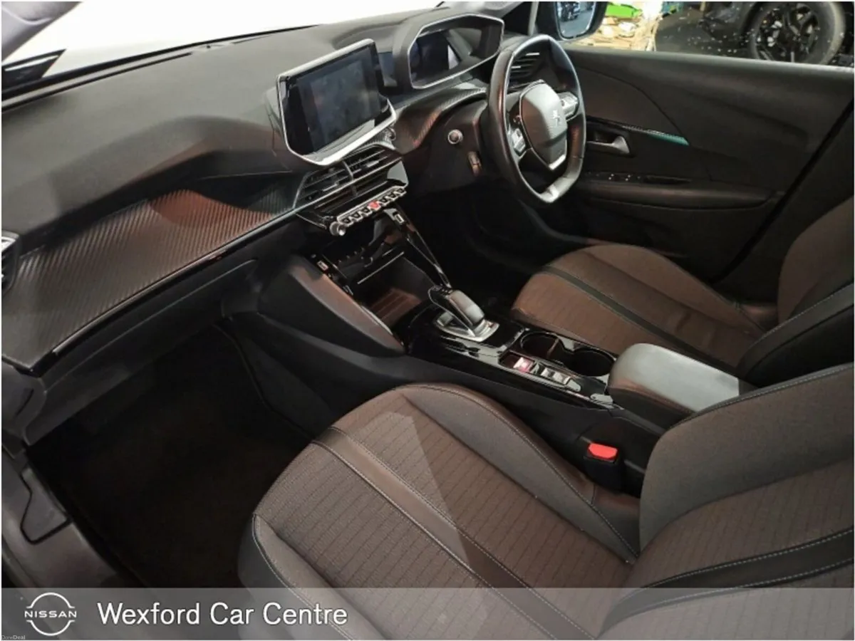 Peugeot 208 Electric 136bhp Premium Allure 50kw - Image 6