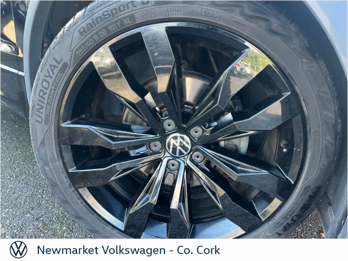 Volkswagen Tiguan BLACK EDITION R-LINE 2.0 TDI 150 - Image 2